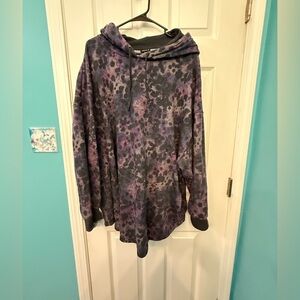 Women’s Sweatshirt